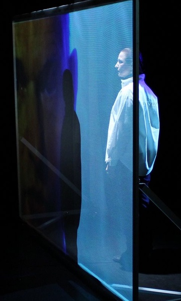 Варяції для сяку-хаті, телевізора і голосу